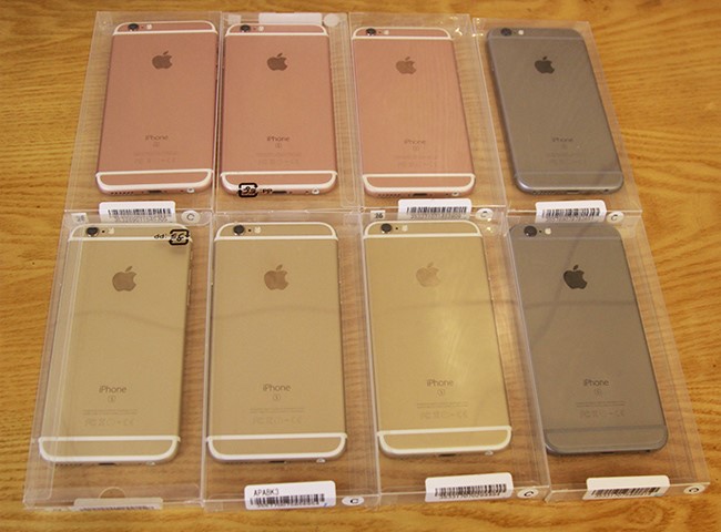 iPhone near new - bạn chọn iPhone near new hay like new? Hình ảnh những chiếc iPhone near new được đóng trong hộp nhựa iPhone near new - bạn chọn iPhone near new hay like new?