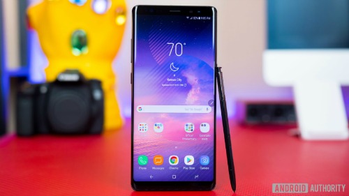 galaxy note 8 - Galaxy Note 8 ra mắt hoành tráng tại Việt Nam Thiết kế vuông vắn của Galaxy note 8 galaxy note 8 - Galaxy Note 8 ra mắt hoành tráng tại Việt Nam