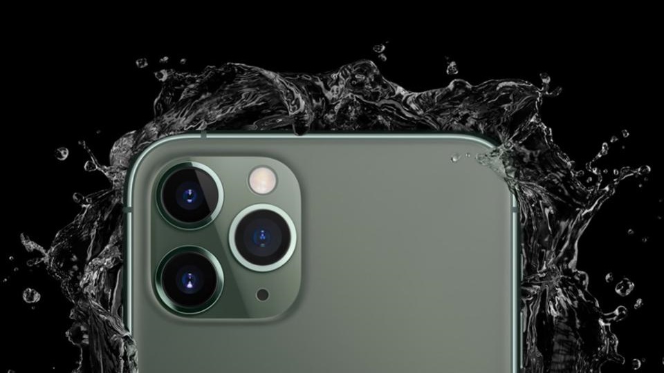 iphone 11 pro max - Cùng chuẩn IP68, vì sao iPhone 11 Pro Max lại chống nước tốt nhất? iphone 11 pro max - Cùng chuẩn IP68, vì sao iPhone 11 Pro Max lại chống nước tốt nhất?