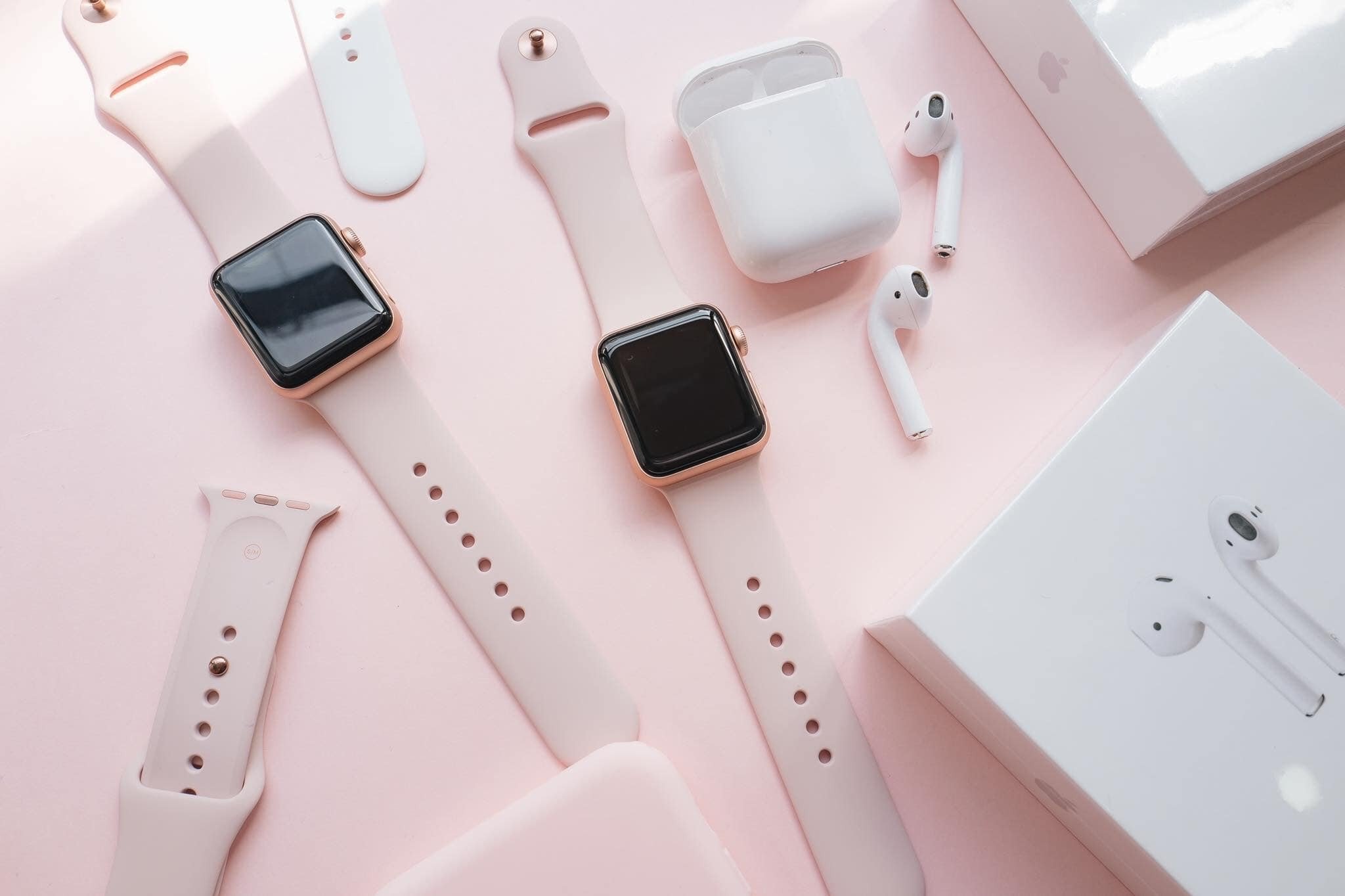 Phiên bản Apple Watch Series 5 màu hồng đầy chất “nữ tính”