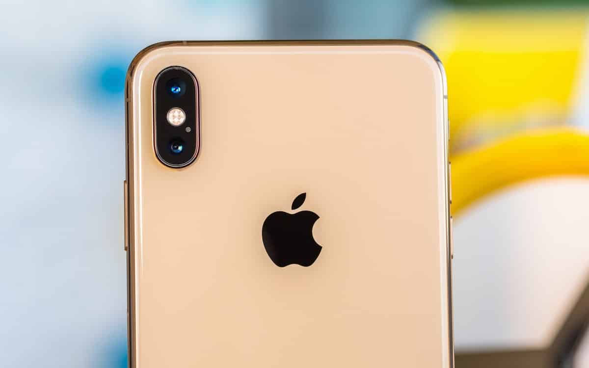 Mua iPhone đời cũ, được gì và mất gì?