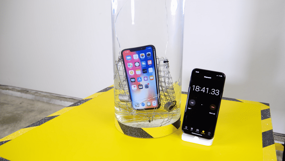 Iphone X kháng bụi và nước