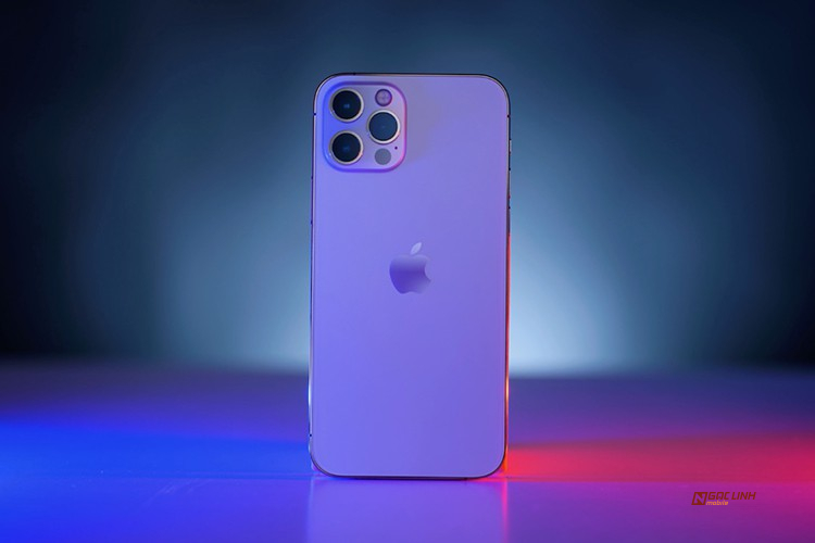 iPhone 13 màu tím mộng mơ