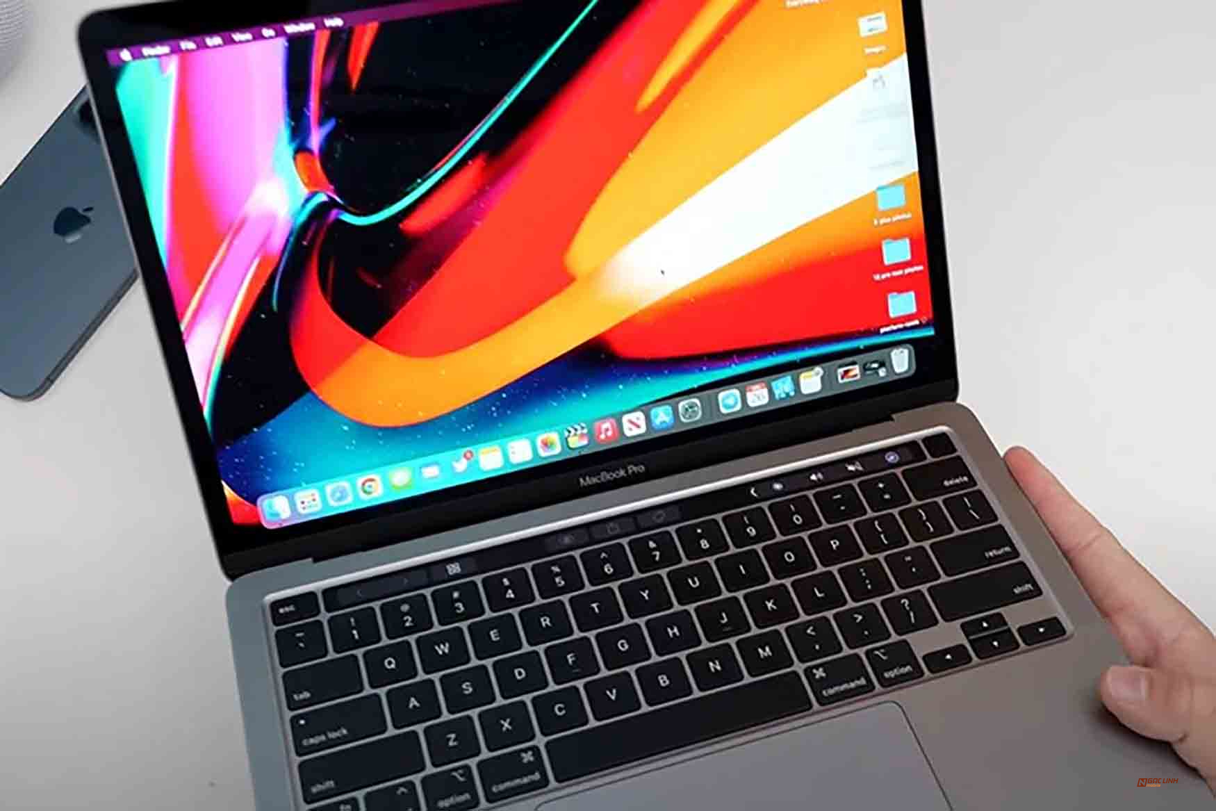 Macbook Pro M2 2022: Sức mạnh chuyên nghiệp